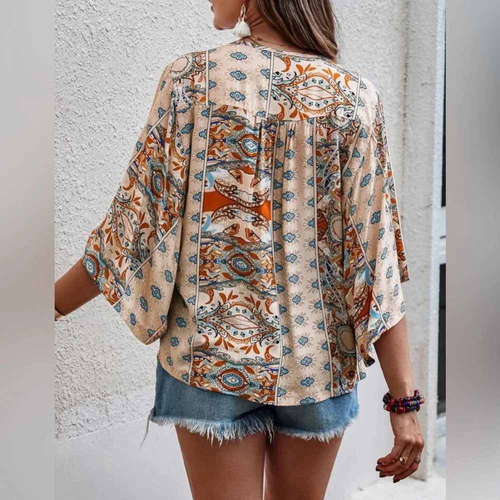 Cream Navy Boho Floral Kimono Wide Sleeve Top / Batwing Sleeve Blouse - Picture 5 of 6
